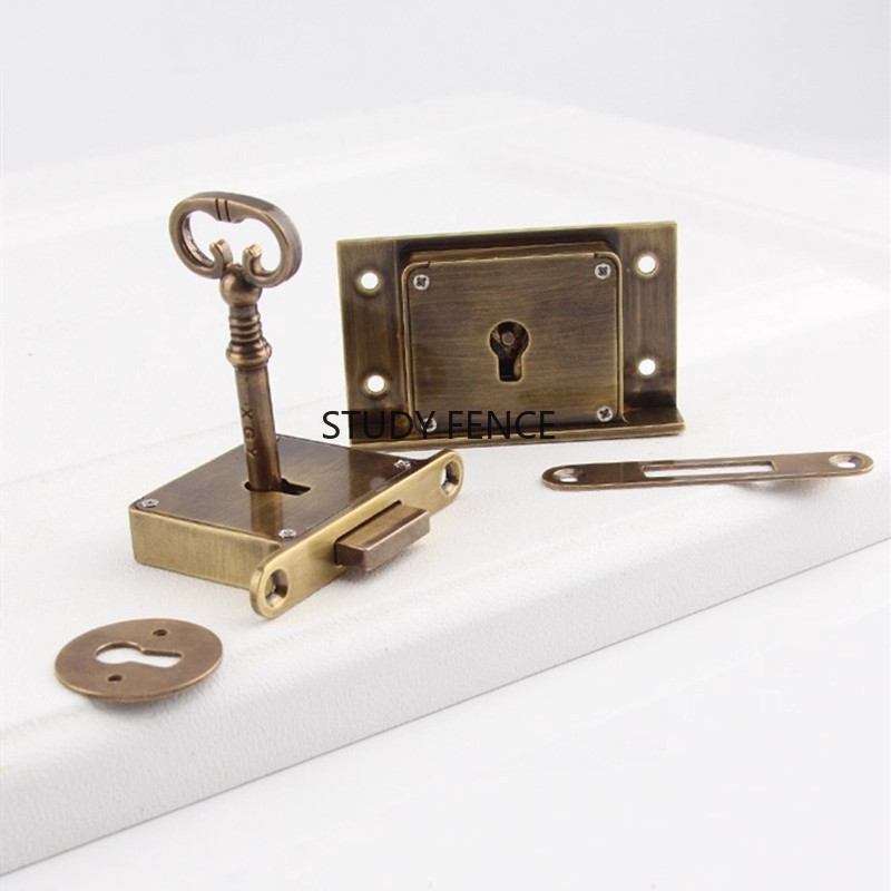 Fechadura de gaveta de metal a - Furniture Hardware Brackets avaliação e preço